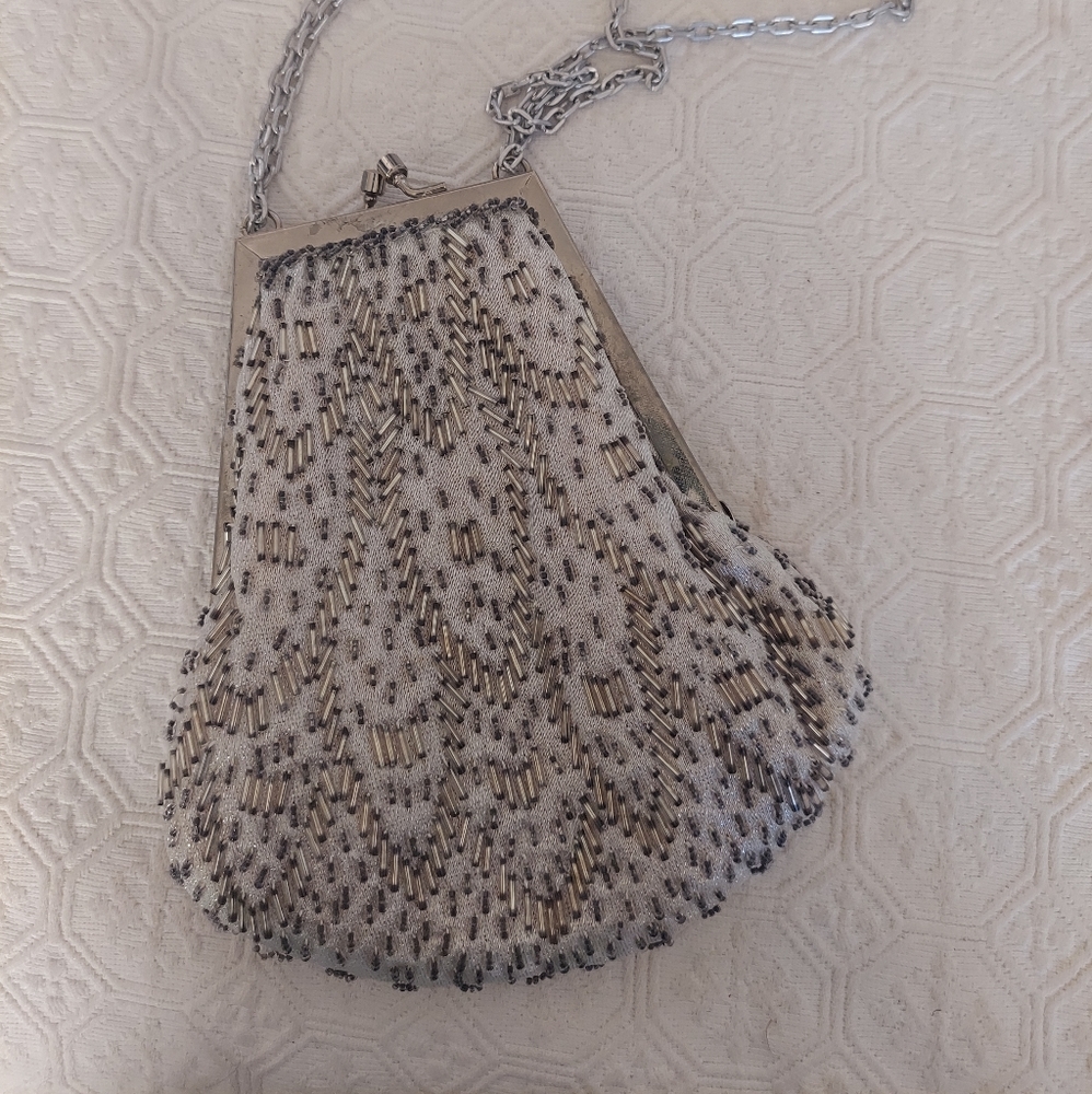 Vintage silver cloth beaded handbag